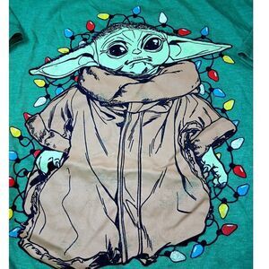 Star Wars Baby Yoda Christmas T-Shirt - Men's Large